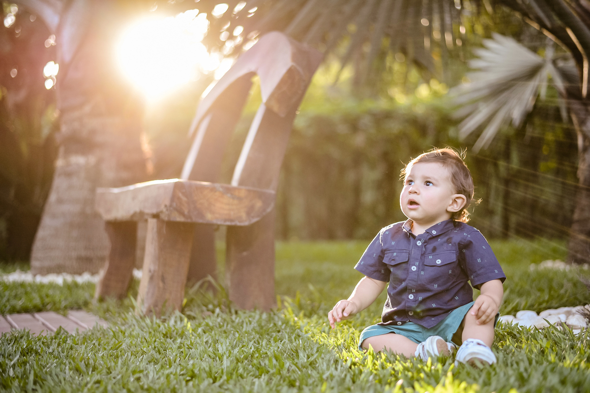 foto criança por do sol