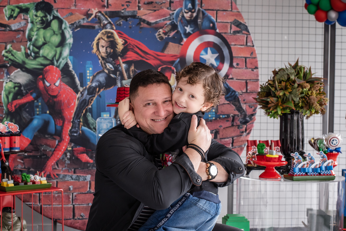 abraço de pai e filho