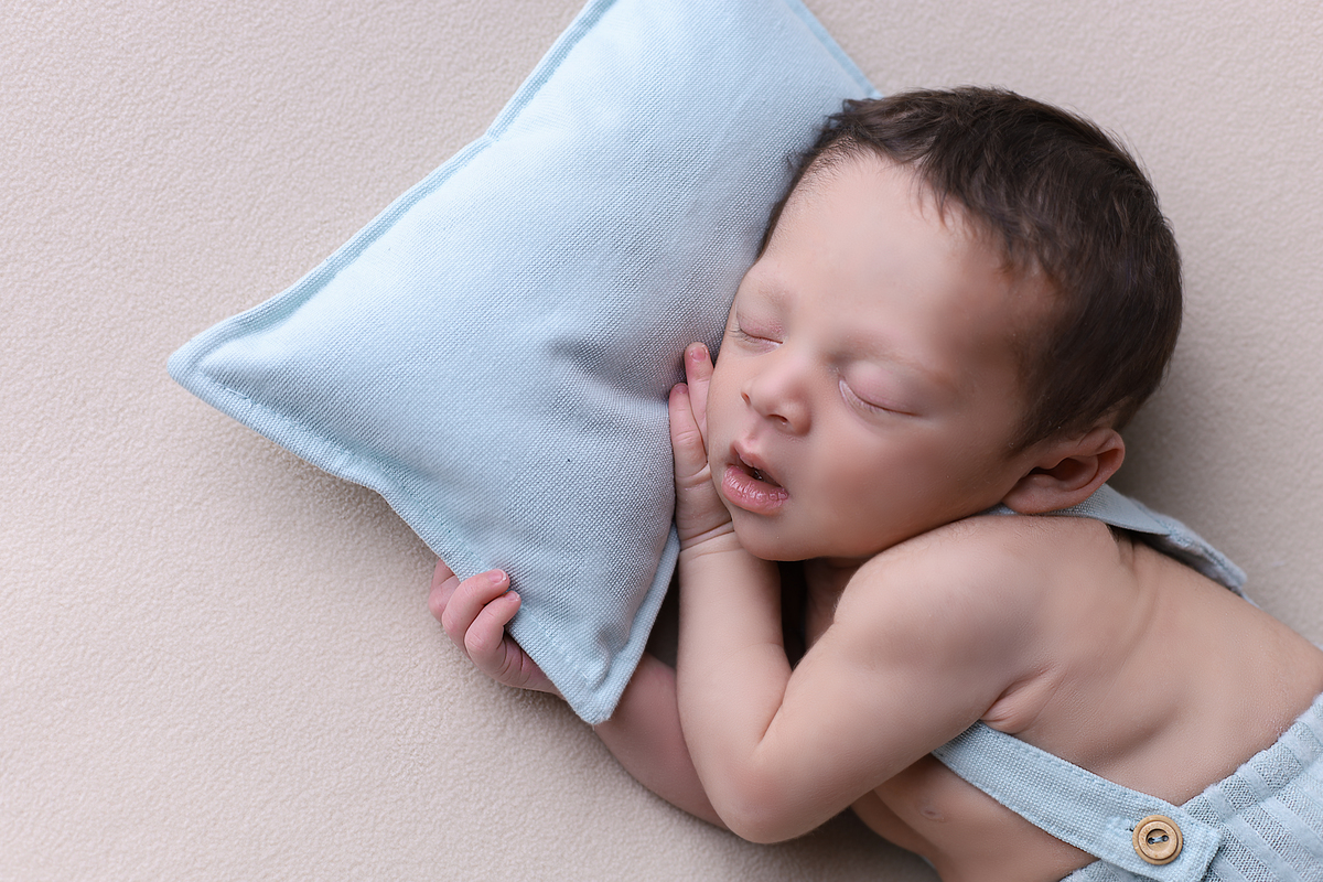 newborn; adri silva fotografia; ensaio de recem nascido; fotografa na zona sul de sp; foto de familia; santo amaro