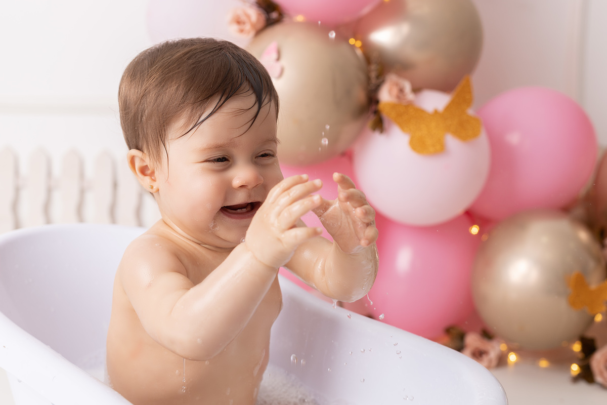 adri silva fotografia; ensaio smash the cake; fotografia infantil; fotografa na zona sul de são paulo; santo amaro 