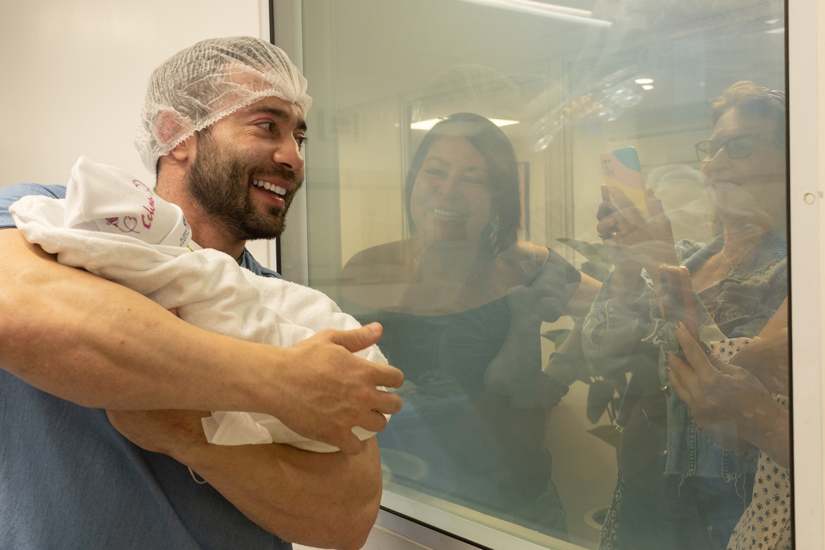 PARTO CELINA; ADRI SILVA FOTOGRAFIA; FOTO DE FAMÍLIA; MATERNIDADE ALBERT EINSTEN