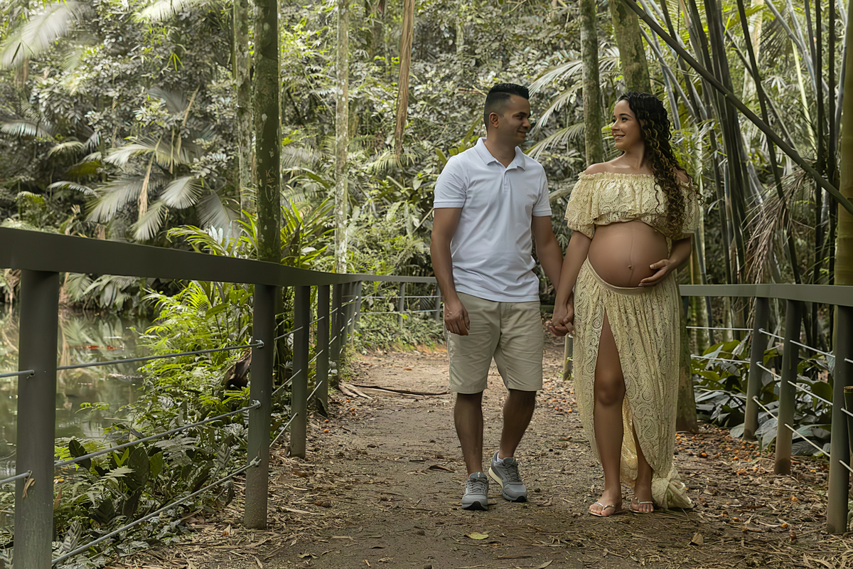 Ensaio gestante; Adri Silva Fotografia; maternidade; foto de família; condomínio Novamerica; parque burle marx; ensaio externo
