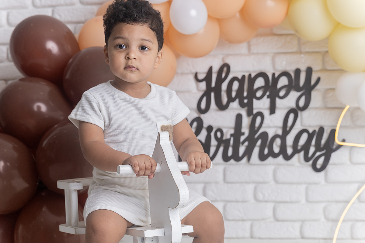 Smash the cake; adri silva fotografia; condomínio novamerica; foto de família; aniversário de 2 anos; fotografa na zona sul de são paulo