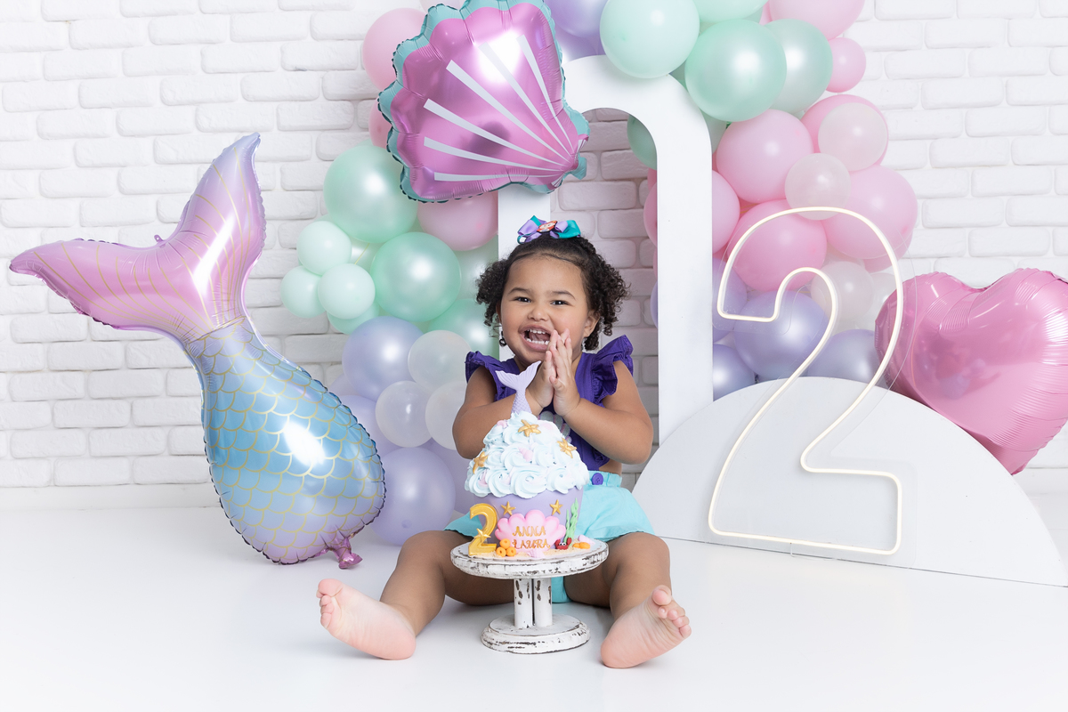 Smash the cake; smash the fruit; smash the paint; adri silva fotografia; maternidade; aniversário de 2 anos; fotografa na zona sul de são paulo; condomínio novamerica