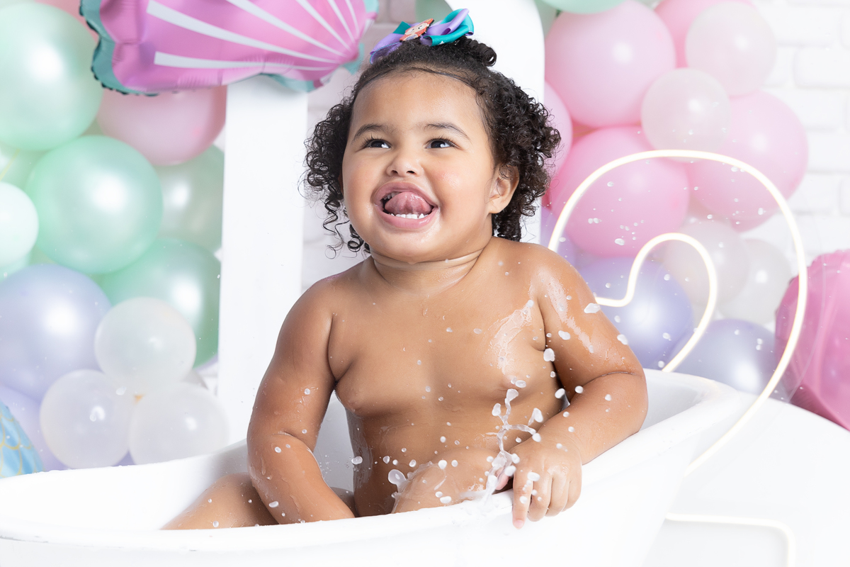 Smash the cake; smash the fruit; smash the paint; adri silva fotografia; maternidade; aniversário de 2 anos; fotografa na zona sul de são paulo; condomínio novamerica