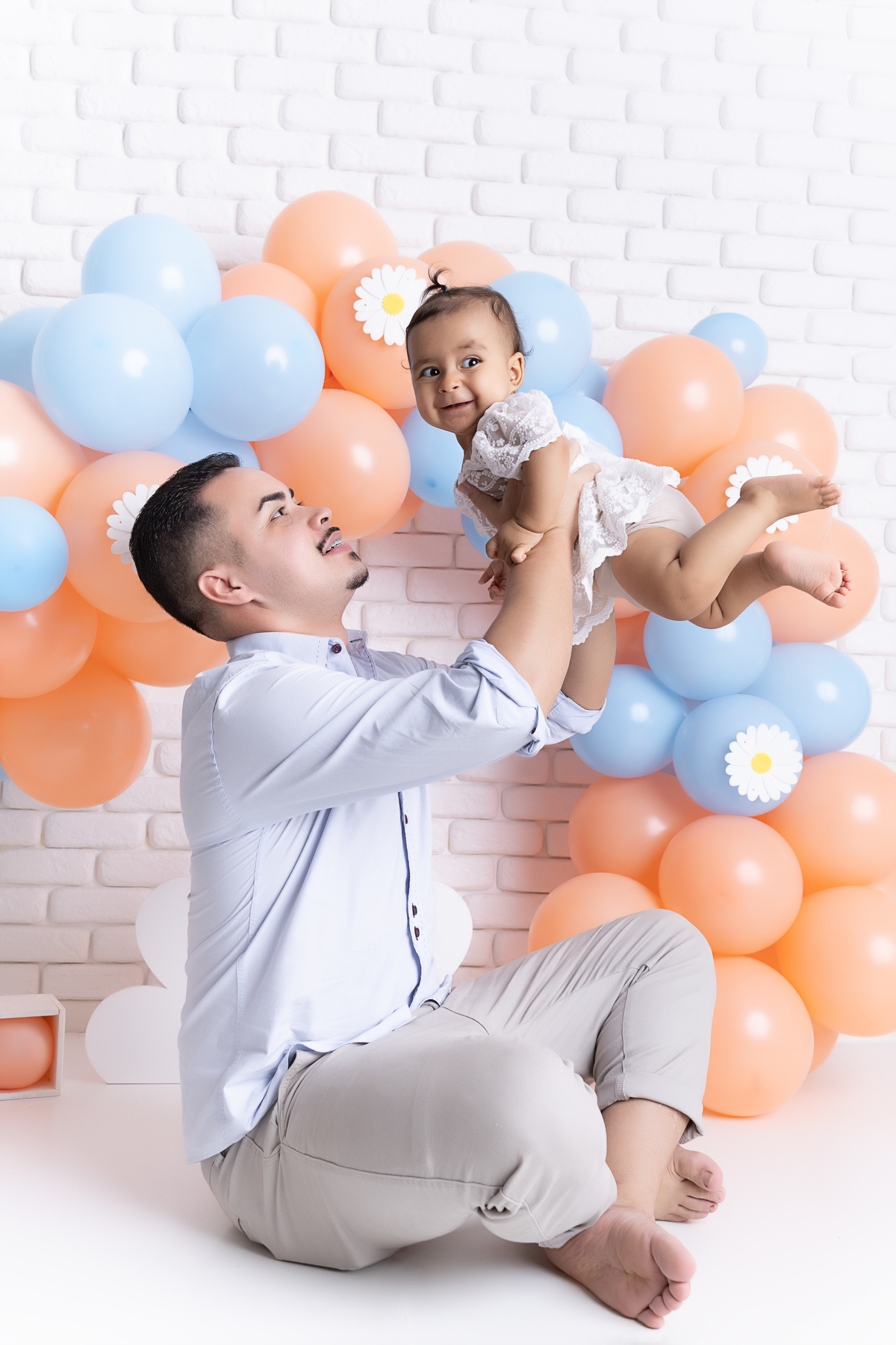 Smash the cake; adri silva fotografia; foto de família; fotografa na zona sul de são paulo; smash the fruit; condomínio novamerica; maternidade, ensaio de aniversário de 01 ano