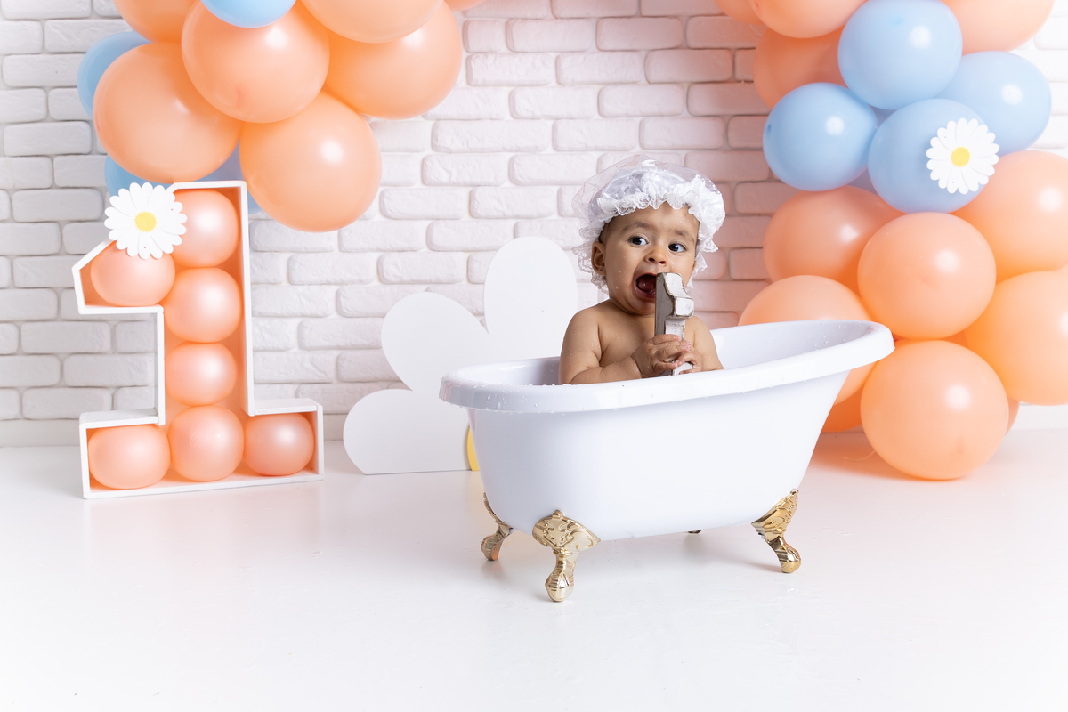 Smash the cake; adri silva fotografia; foto de família; fotografa na zona sul de são paulo; smash the fruit; condomínio novamerica; maternidade, ensaio de aniversário de 01 ano