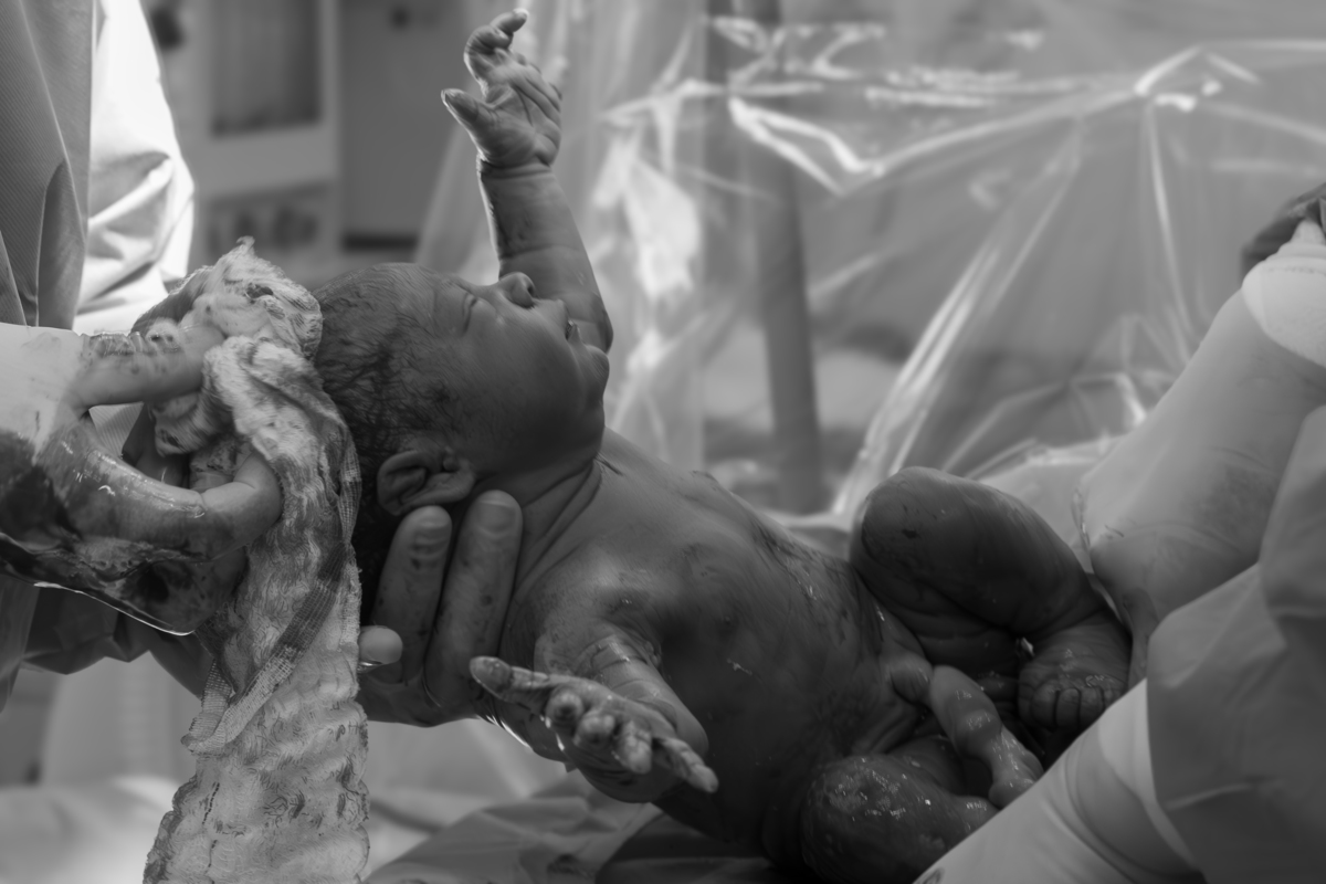 fotografia de parto; adri silva fotografia; registro de parto; foto de família; maternidade Santa Joana; família; recem nascido; fotografa na zona sul de são paulo