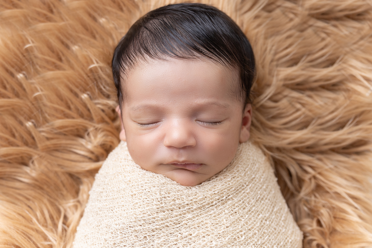 Ensaio newborn. maternidade; ensaio recem nascido; fotografa na zona sul de são paulo; condomínio novamerica; foto de família