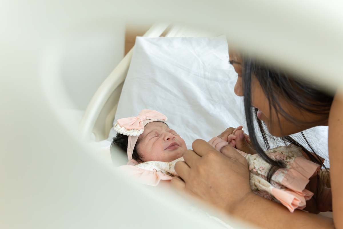 foto de parto; maternidade santa joana; adri silva fotografia; condomínio novamerica; fotografa na zona sul de são paulo;foto de família; registro de nascimento; recem nascido