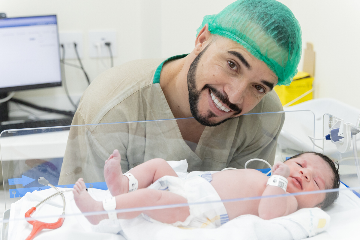 foto de parto; maternidade santa joana; adri silva fotografia; condomínio novamerica; fotografa na zona sul de são paulo;foto de família; registro de nascimento; recem nascido