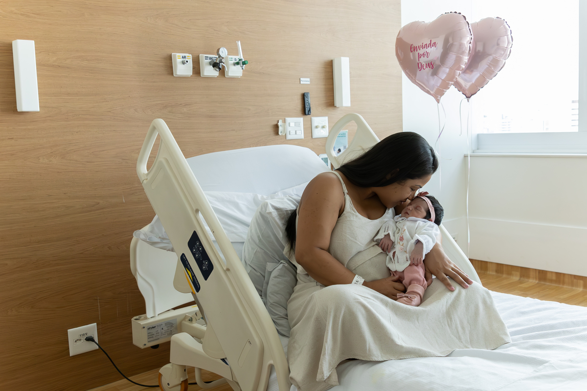 foto de parto; maternidade santa joana; adri silva fotografia; condomínio novamerica; fotografa na zona sul de são paulo;foto de família; registro de nascimento; recem nascido