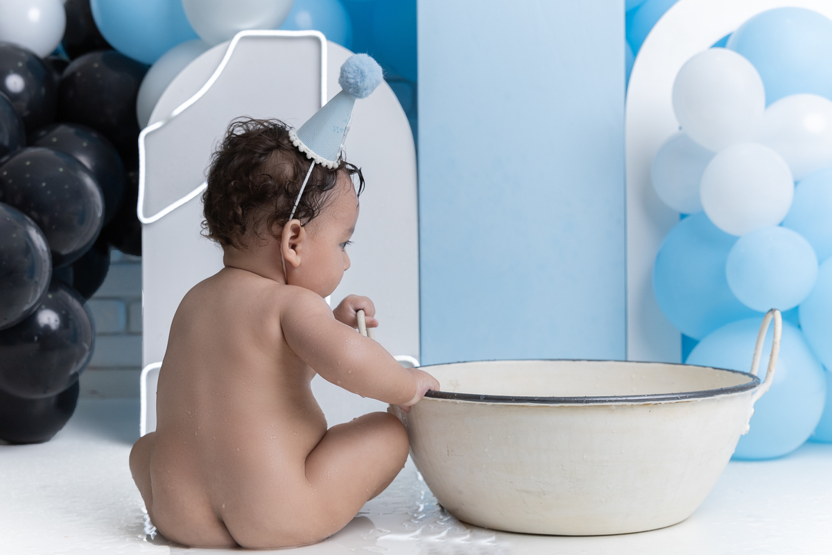 ensaio smash the cake; smash the fruit; adri silva fotografia; condomínio novAmerica; fotografa na zona sul de são paulo; aniversário de 1 ano