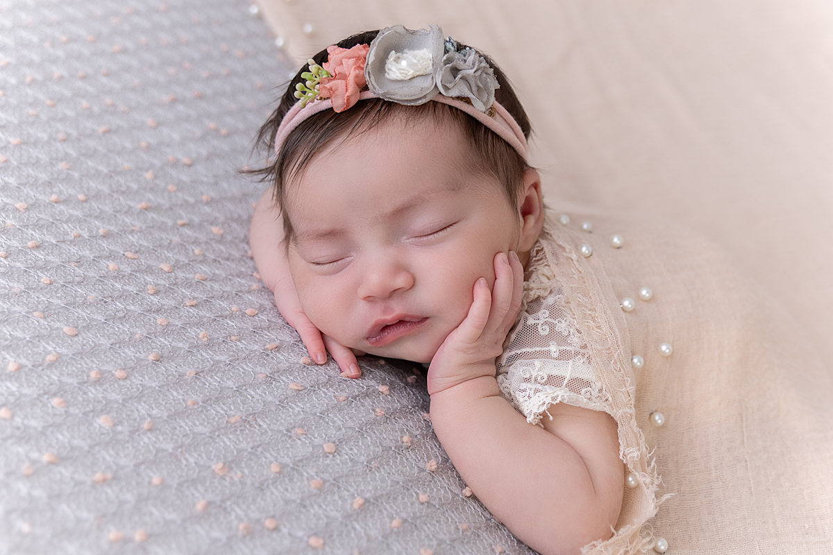 Ensaio newborn; adri silva fotografia; foto de família; fotografa na zona sul de são paulo; maternidade; foto de recem nascido; condomínio novAmerica