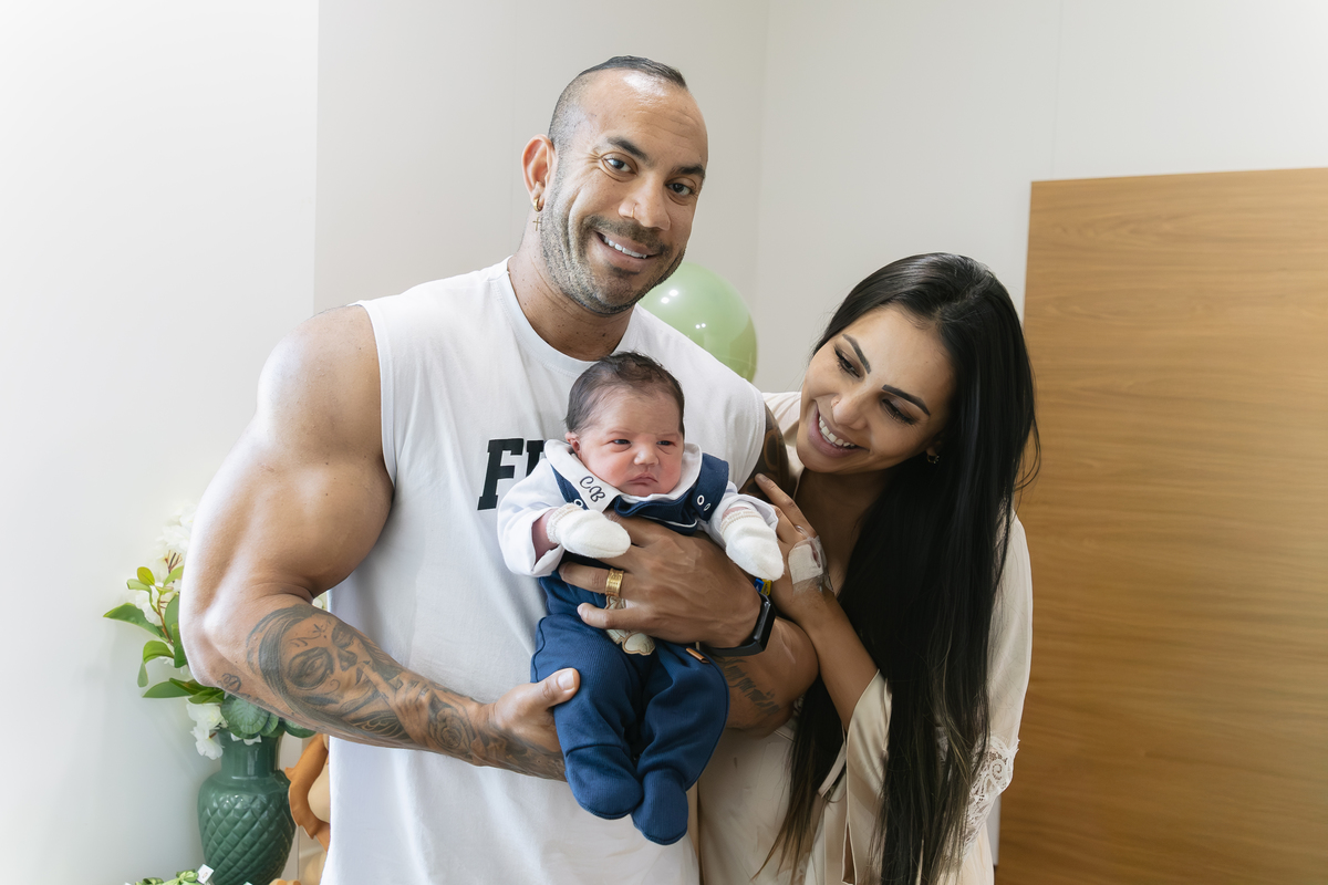 Foto de  registro de nascimento; foto de família; maternidade Santa Joana; recem nascido; Adri Silva Fotografia