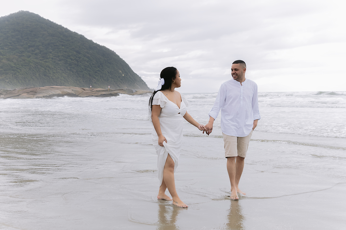 Ensaio revelação; Adri Silva Fotografia; Praia Iporanga; guarujá; fotografa de família