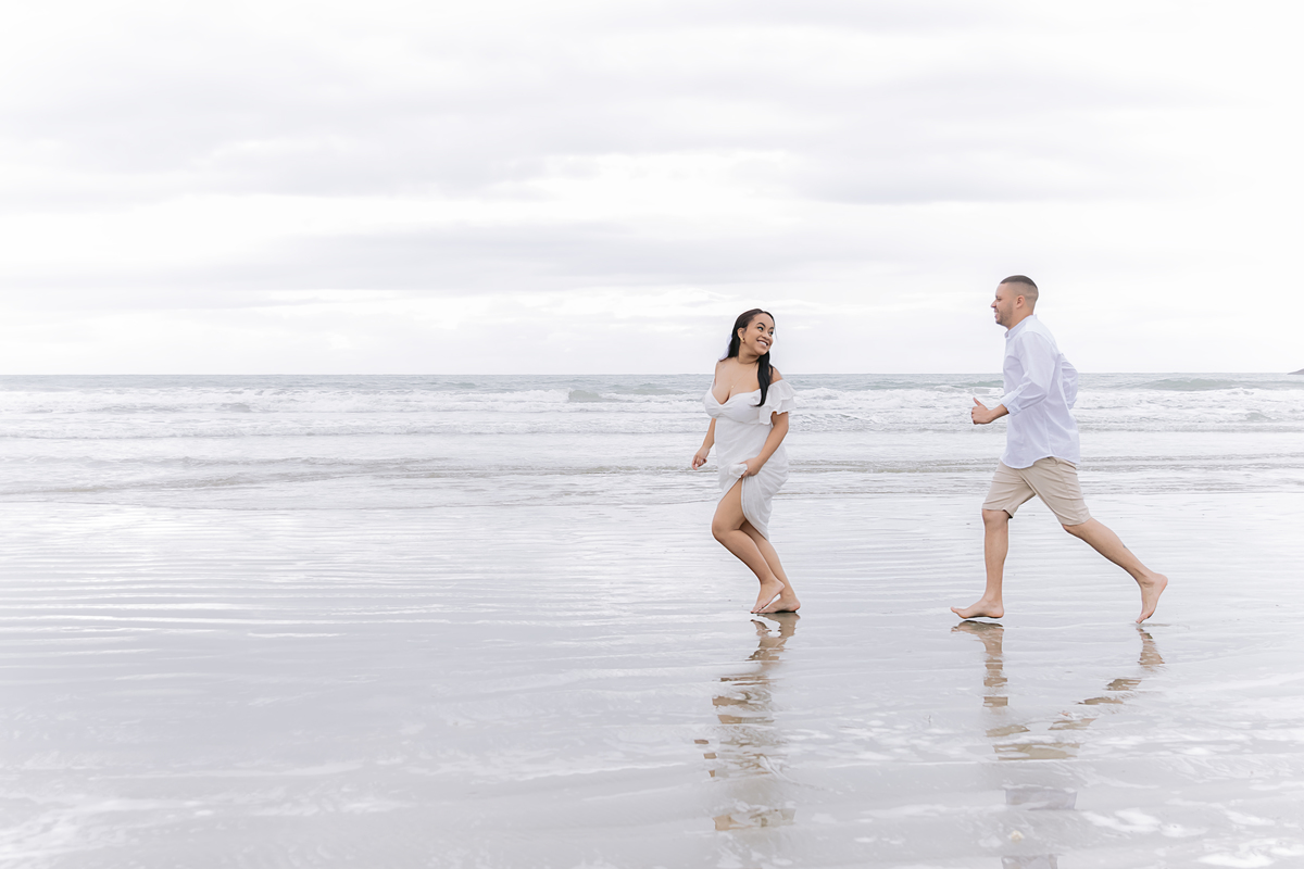 Ensaio revelação; Adri Silva Fotografia; Praia Iporanga; guarujá; fotografa de família