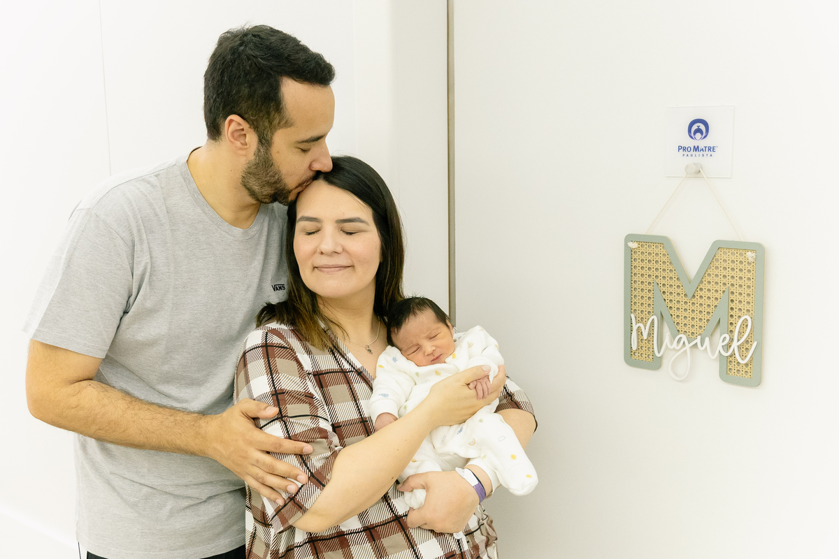 Foto de parto; Adri Silva Fotografia; maternidade Pro Matre; Foto de família; recem nascido