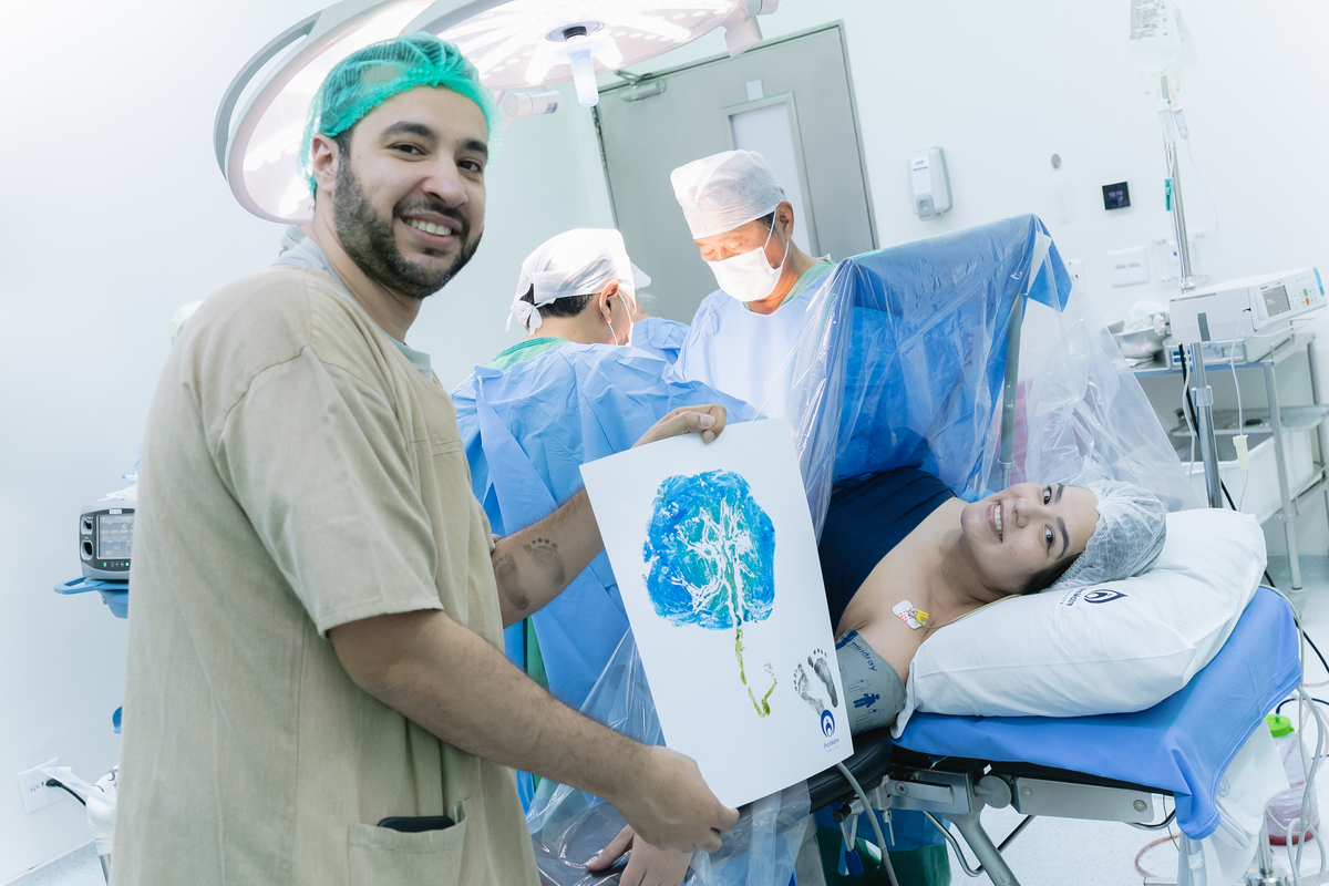 Foto de parto; Adri Silva Fotografia; maternidade Pro Matre; Foto de família; recem nascido