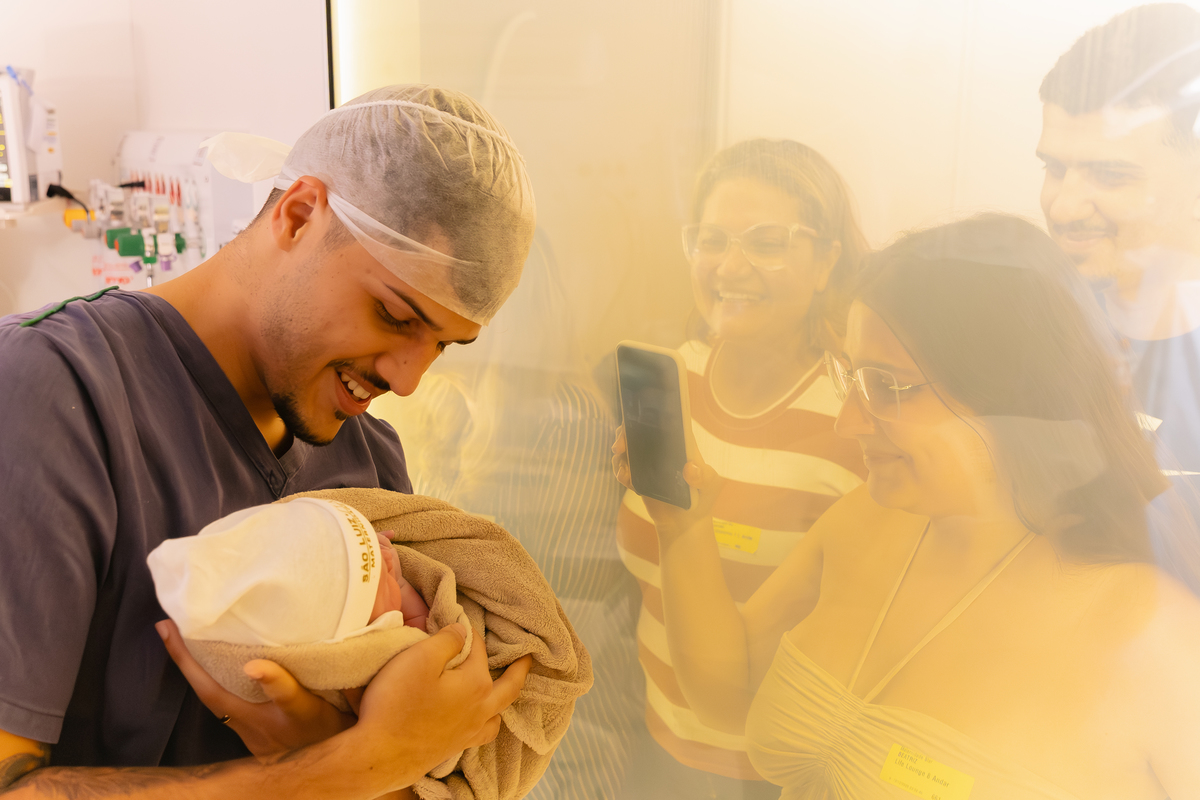 Registro de parto; fotografia de parto; Adri Silva Fotografia; Foto de recem nascido; Maternidade; maternidade Star; São Luiz Star