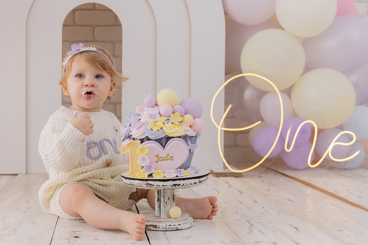 Smash the cake; aniversário 01 ano; adri silva fotografia; condomínio novamerica; fotografa na zona sul de são paulo