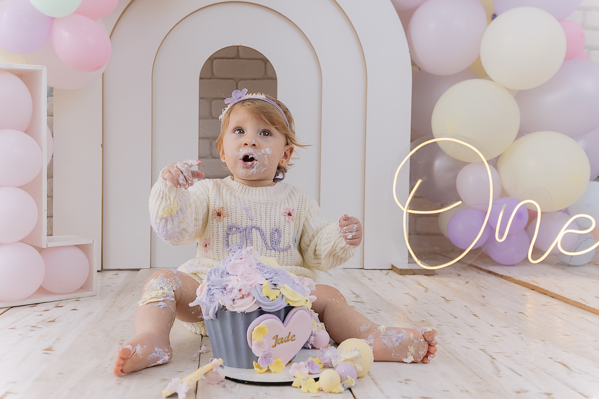 Smash the cake; aniversário 01 ano; adri silva fotografia; condomínio novamerica; fotografa na zona sul de são paulo