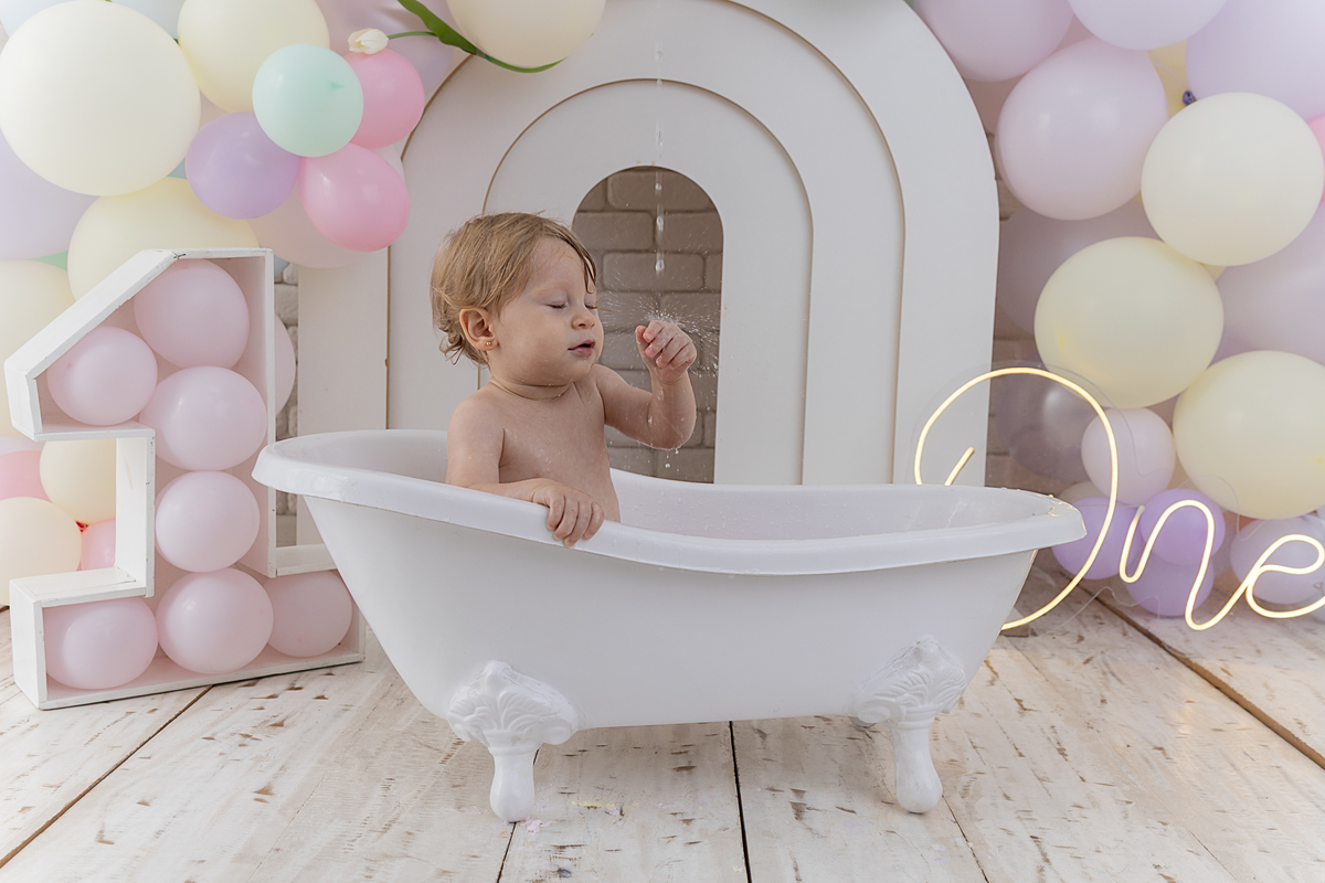 Smash the cake; aniversário 01 ano; adri silva fotografia; condomínio novamerica; fotografa na zona sul de são paulo