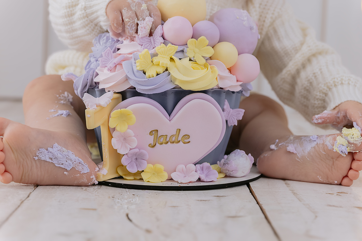 Smash the cake; aniversário 01 ano; adri silva fotografia; condomínio novamerica; fotografa na zona sul de são paulo