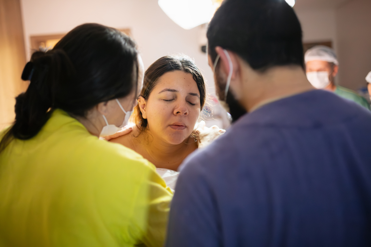 Fotografia de parto; maternidade são Luiz Star; foto de recem nascido; fotografa na zona sul de São Paulo