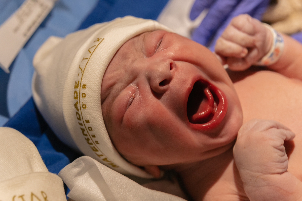 Fotografia de parto; maternidade são Luiz Star; foto de recem nascido; fotografa na zona sul de São Paulo
