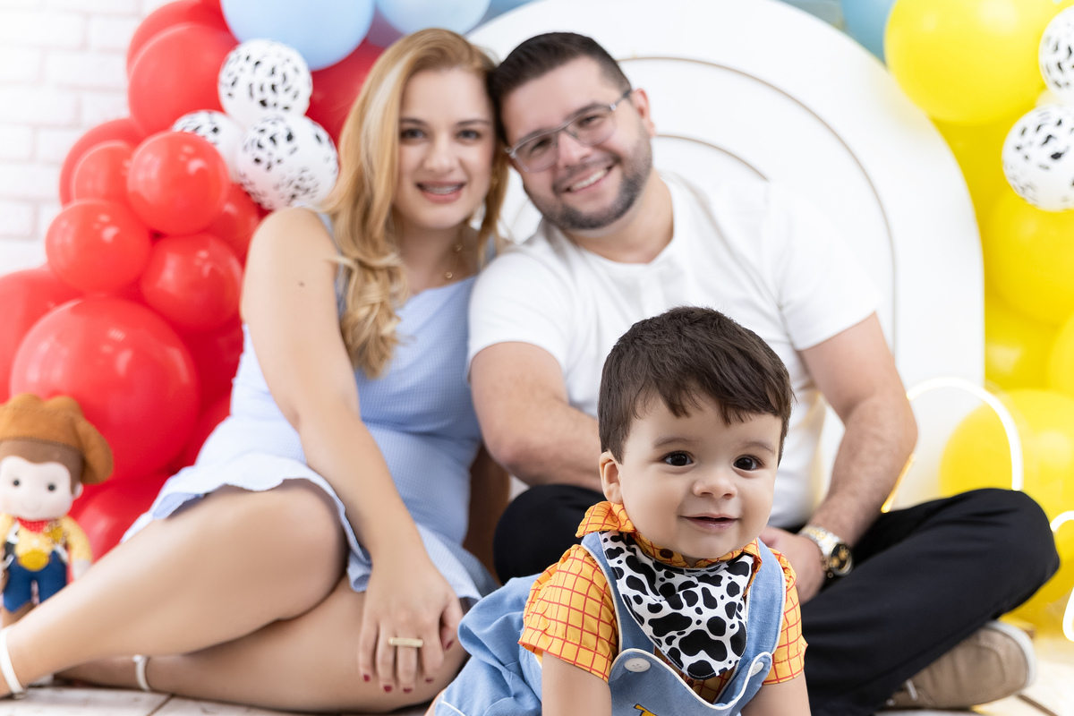 Smash the cake; Adri Silva Fotografia; condomínio novamerica; fotografa na zona sul de são paulo; ensaio de aniversário de 01 ano