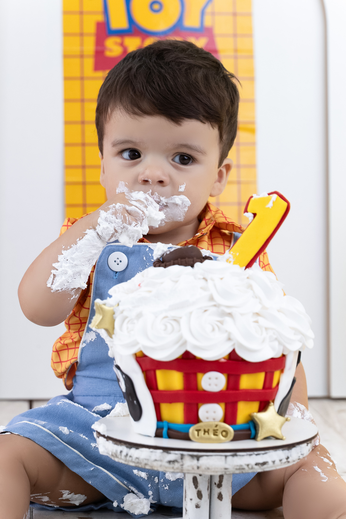 Smash the cake; Adri Silva Fotografia; condomínio novamerica; fotografa na zona sul de são paulo; ensaio de aniversário de 01 ano