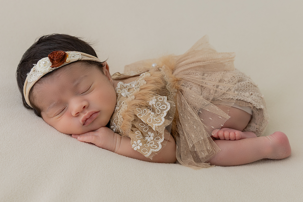 Ensaio newborn; Adri Silva fotografia; Fotografa na zona sul de são paulo; condomínio novamerica; foto de família; foto de recem nascido