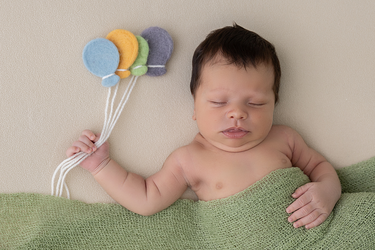 Ensaio newborn; Adri Silva fotografia; condomínio NovAmerica; fotografa na zona sul de São Paulo; foto de família