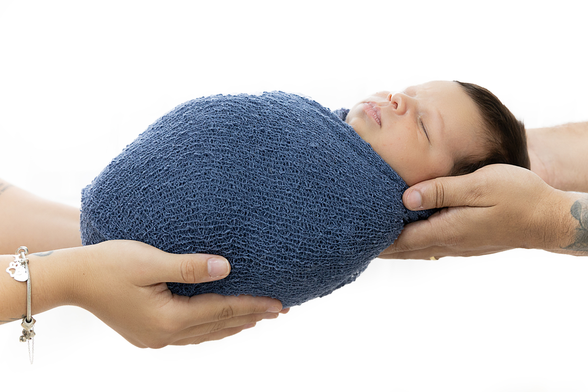 Ensaio newborn; Adri Silva fotografia; condomínio NovAmerica; fotografa na zona sul de São Paulo; foto de família