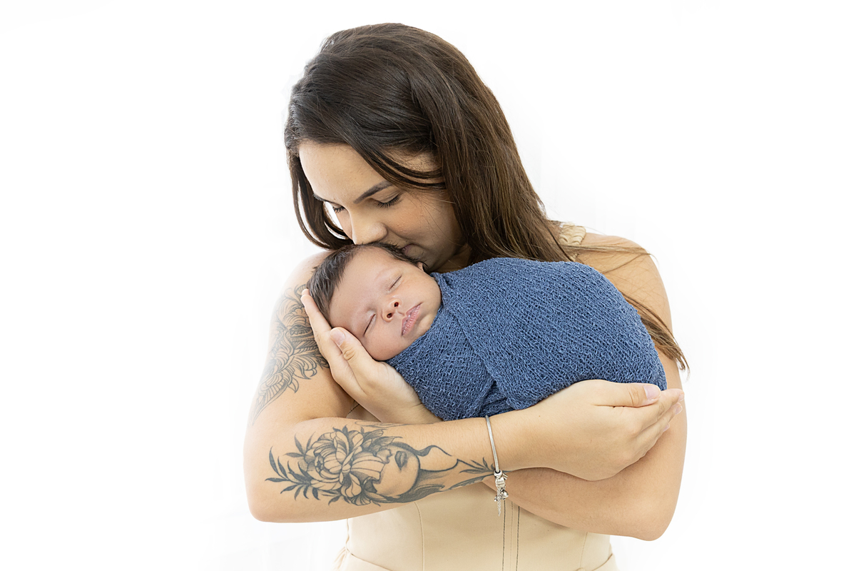 Ensaio newborn; Adri Silva fotografia; condomínio NovAmerica; fotografa na zona sul de São Paulo; foto de família
