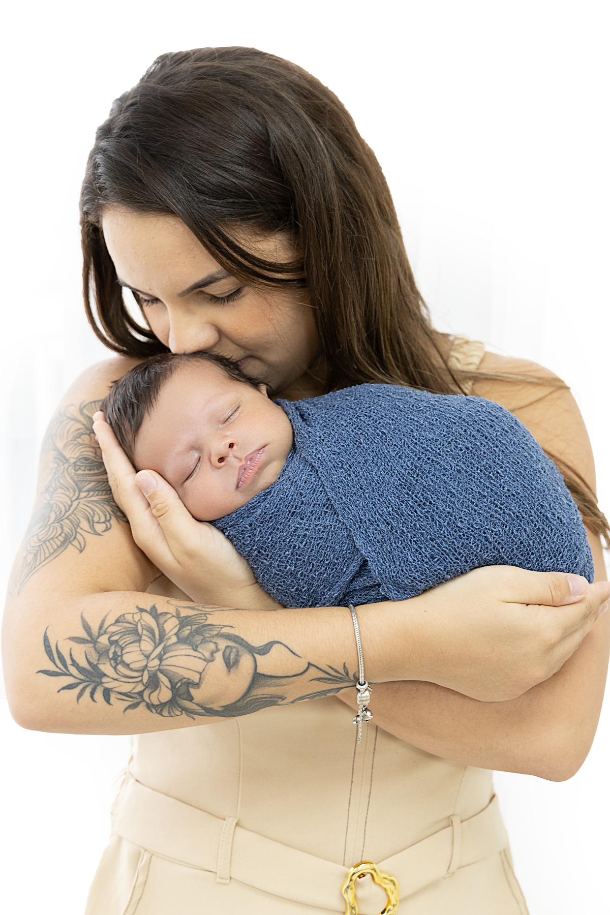 Ensaio newborn; Adri Silva fotografia; condomínio NovAmerica; fotografa na zona sul de São Paulo; foto de família