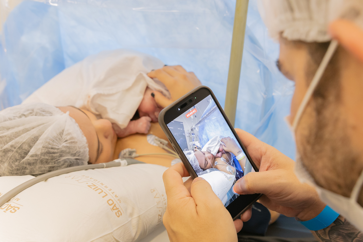 foto de parto; adri silva fotografia; maternidade; maternidade são luiz star; fotografia de parto; foto de família