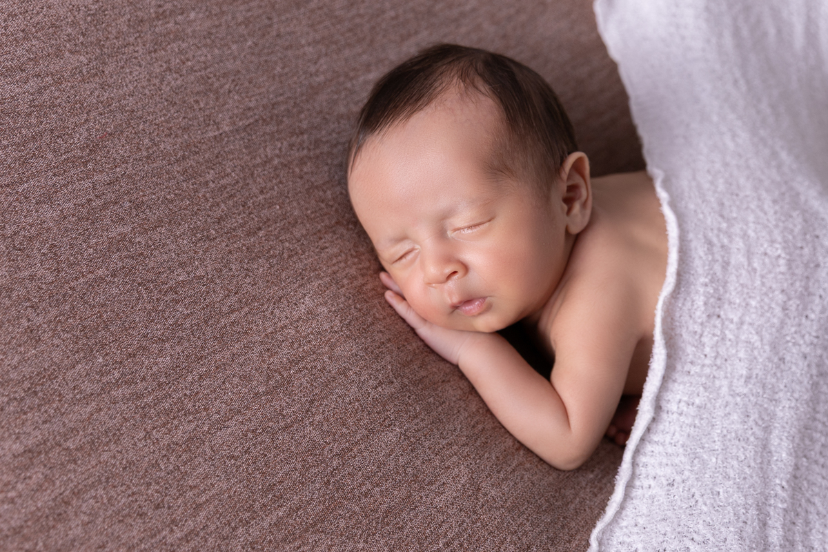 Ensaio newborn; Adri Silva Fotografia; foto de família; condomínio NovAmerica; fotografa na zona sul de São Paulo