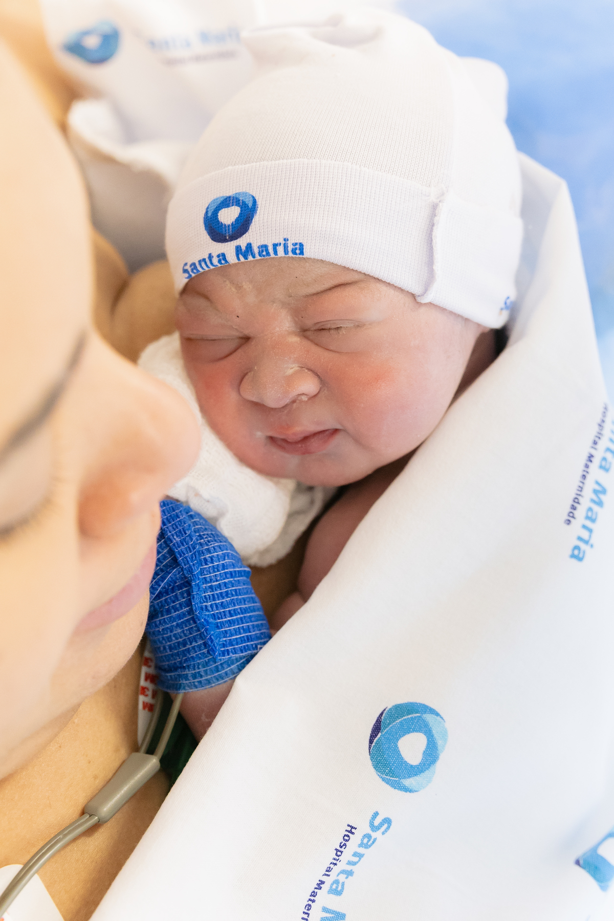Fotografia de parto; Adri Silva Fotografia; fotografa na zona sul de são paulo; maternidade; maternidade Santa Maria; foto de família