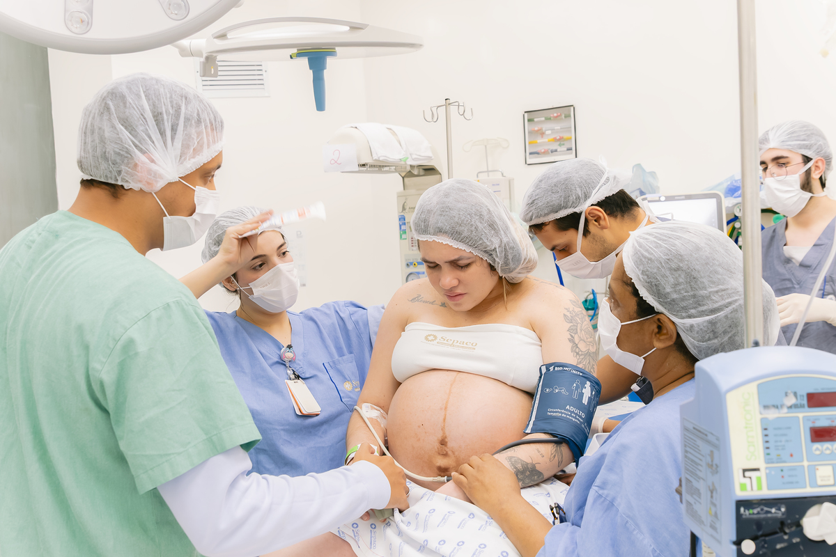 Fotografia de parto; registro de parto; foto de família; maternidade Sepaco; Adri Silva fotografia; fotografa na zona sul de São Paulo