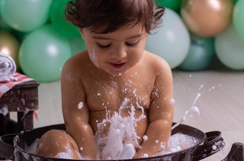 Adri silva fotografia, smash the cake, smash the fruit, ensaio infantil, aniversário de 01 ano, fotografa na zona sul de sp, vila mariana, bairro da saúde, bairro praça da árvore