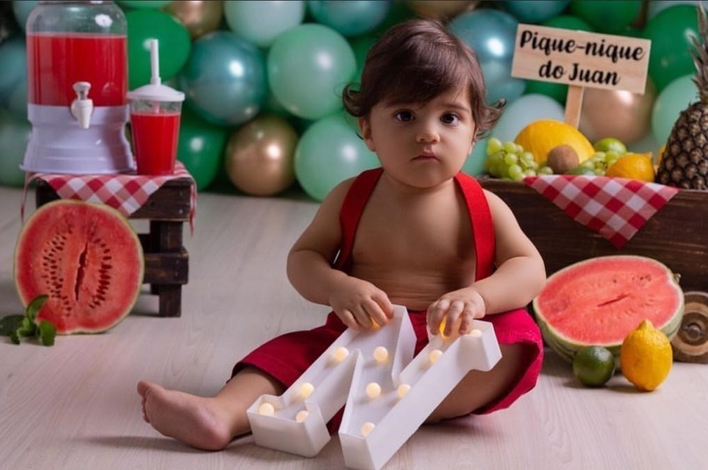 Adri silva fotografia, smash the cake, smash the fruit, ensaio infantil, aniversário de 01 ano, fotografa na zona sul de sp, vila mariana, bairro da saúde, bairro praça da árvore