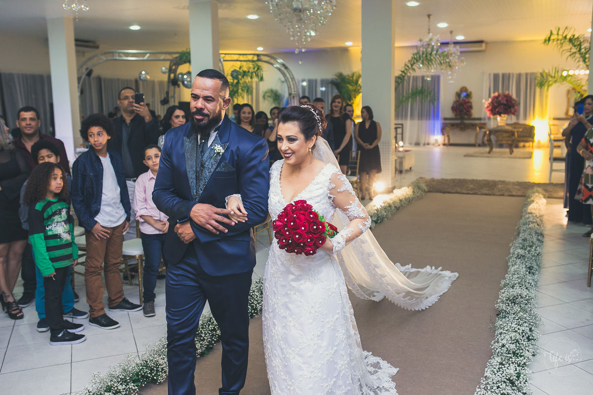 Casamento de Tânia e Wendel registrado por Life is Fotografia
