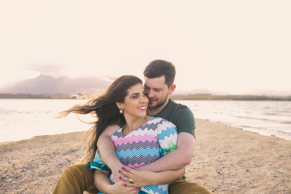 Aline e Maercio em lindo ensaio casal