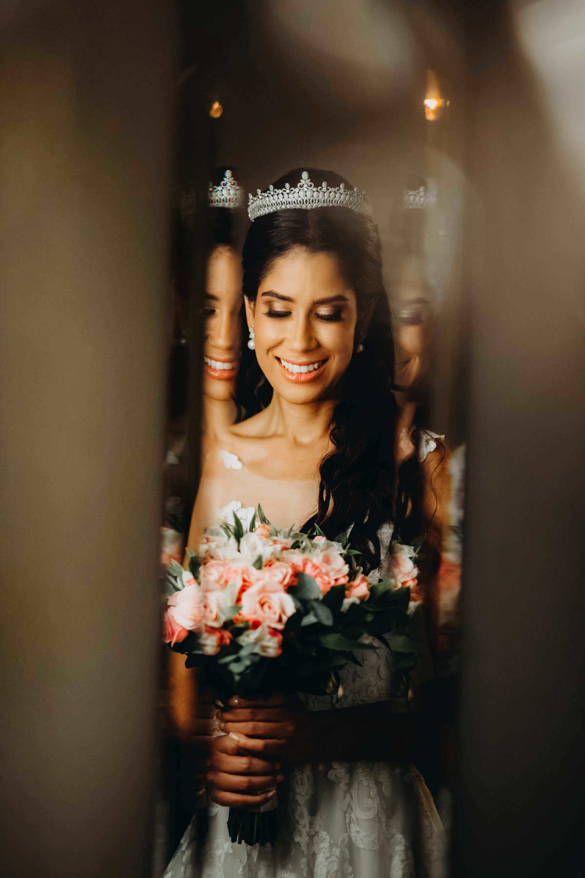 A médica Marcela Lima e o corretor Tiago Oliveira casam-se no Villa Toscana em um evento luxuoso - Fotos Thiago Rosarii