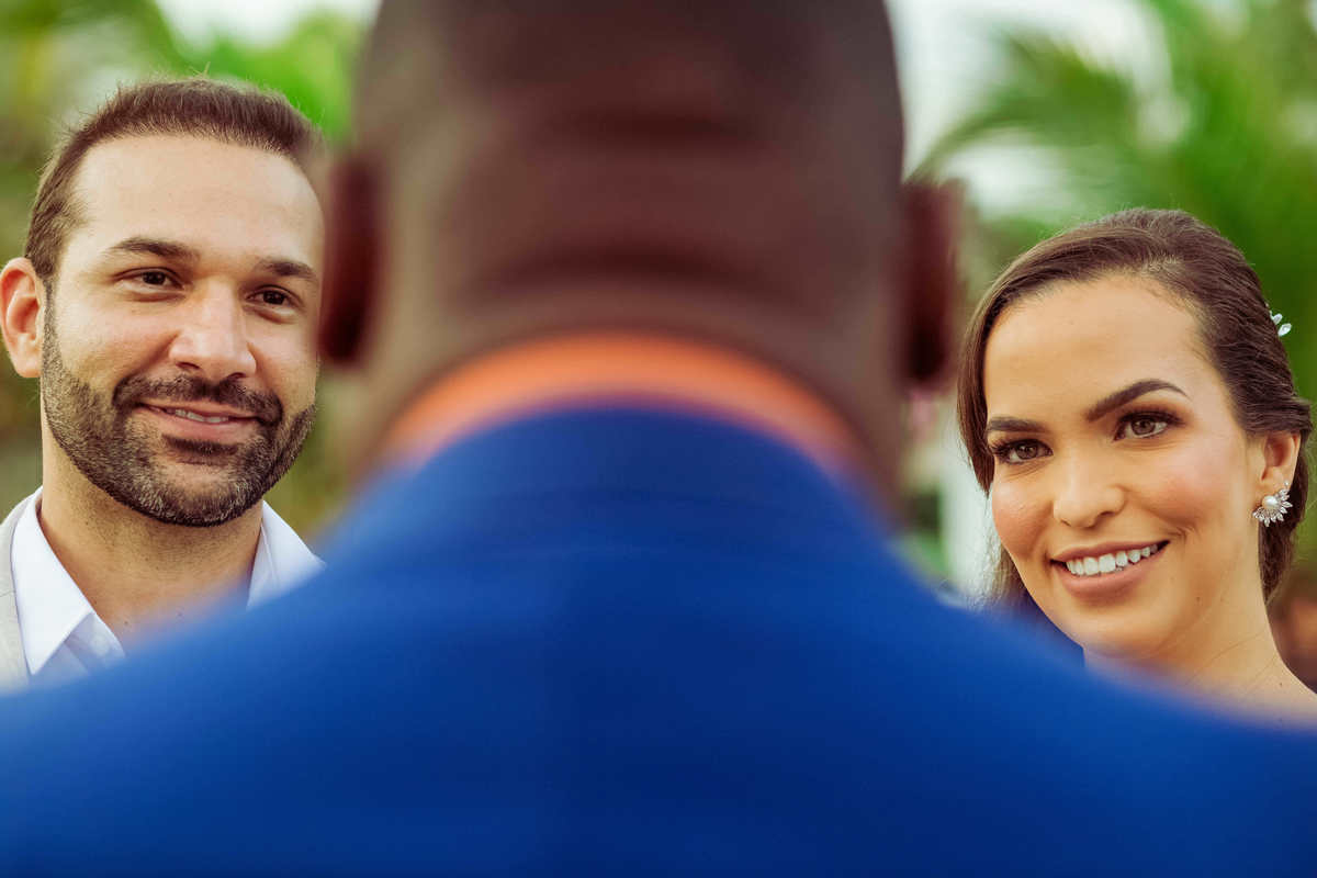 Casamento na Praia em Salvador Bahia - Fotógrafo Thiago Rosarii - Tropicalia Praia Eventos - Destination Wedding Brazil - Fotos de Casamento em Salvador - Farol da Barra 