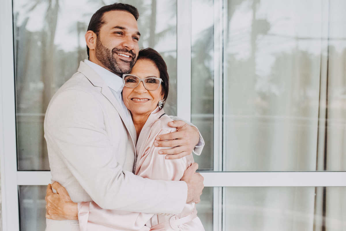Casamento na Praia em Salvador Bahia - Fotógrafo Thiago Rosarii - Tropicalia Praia Eventos - Destination Wedding Brazil - Fotos de Casamento em Salvador - Farol da Barra 