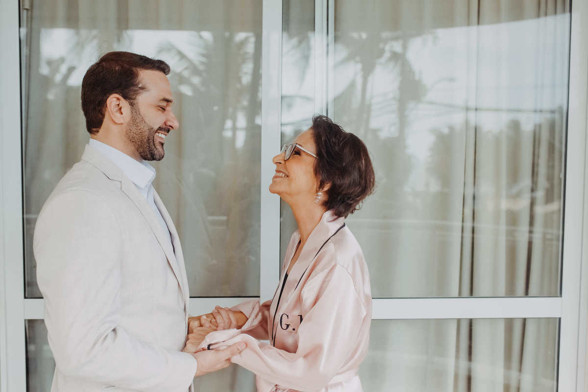 Casamento na Praia em Salvador Bahia - Fotógrafo Thiago Rosarii - Tropicalia Praia Eventos - Destination Wedding Brazil - Fotos de Casamento em Salvador - Farol da Barra 