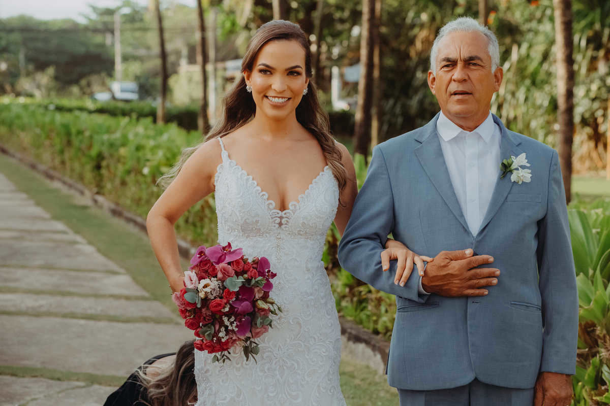 Casamento na Praia em Salvador Bahia - Fotógrafo Thiago Rosarii - Tropicalia Praia Eventos - Destination Wedding Brazil - Fotos de Casamento em Salvador - Farol da Barra 